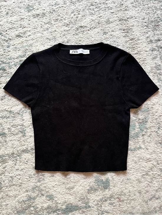Zara Tops - Zara Black Ribbed Crewneck Knit Tee